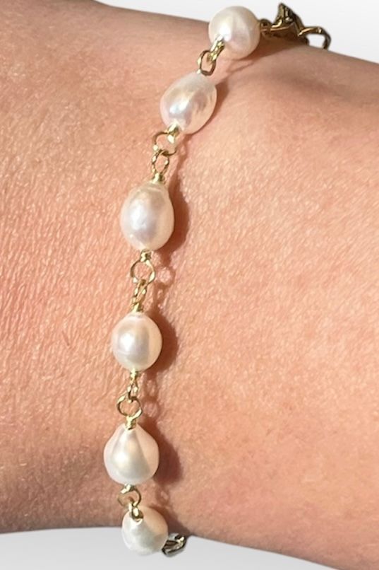 Freshwater Pearl and Gold-Filled Chain Bracelet